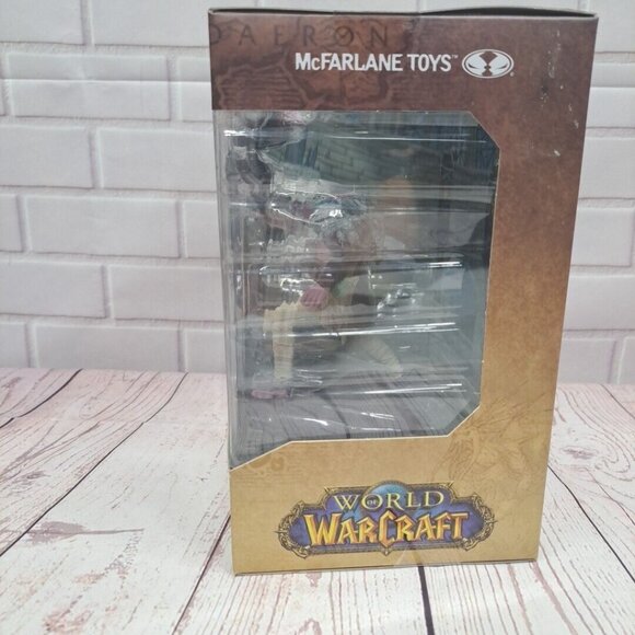 NIB McFarlane Blizzard WOW World of Warcraft Elf Druid and Elf Rogue Figures - Picture 5 of 6